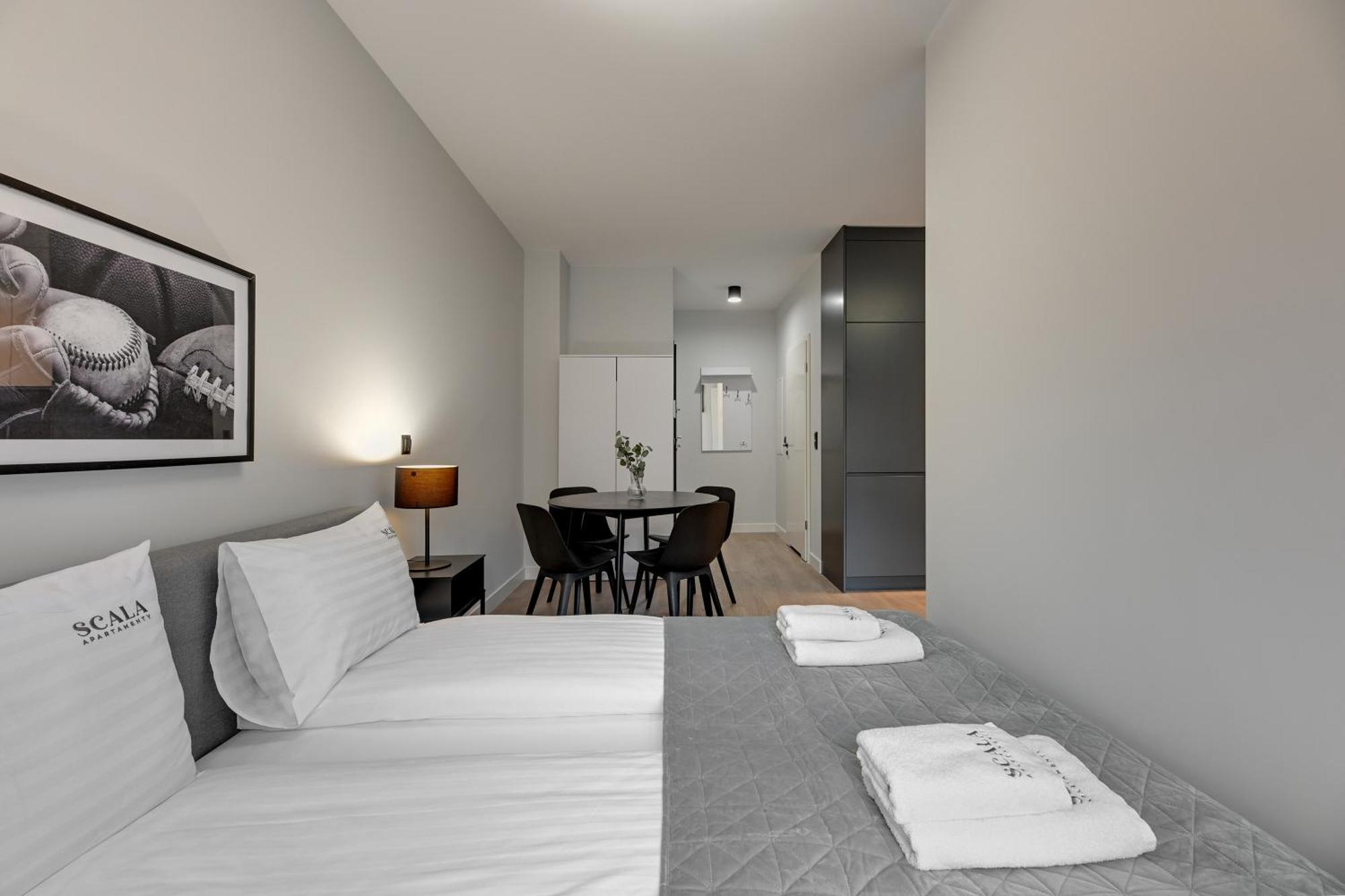 Scala City Center Apartments & Studios By Lion Apartments 格但斯克 外观 照片