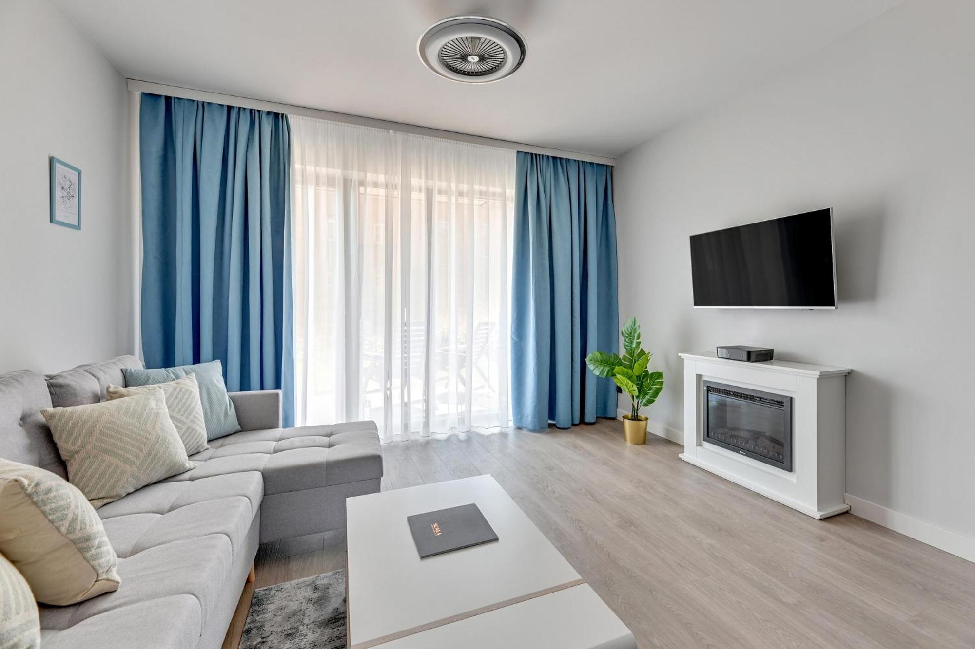 Scala City Center Apartments & Studios By Lion Apartments 格但斯克 外观 照片